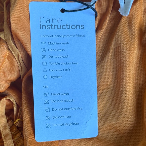 NWT Exlura Pleated Romper Flowy - Picture 5 of 6